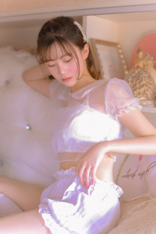 蜜桃少女